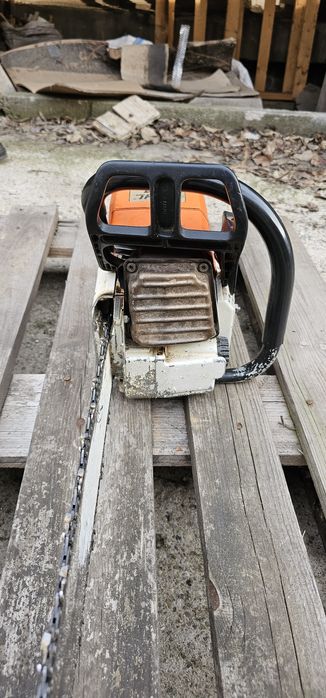 Професионална резачка Stihl 044
