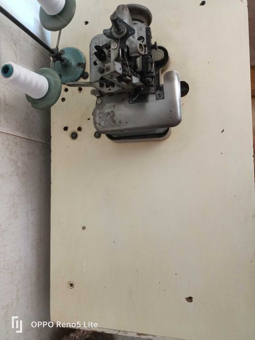 Продам бытовой оверлок