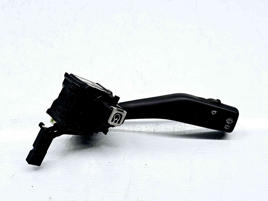 Maneta stergator Volkswagen Golf 5 Plus (5M1) [Fabr 2005-2008] 1K095