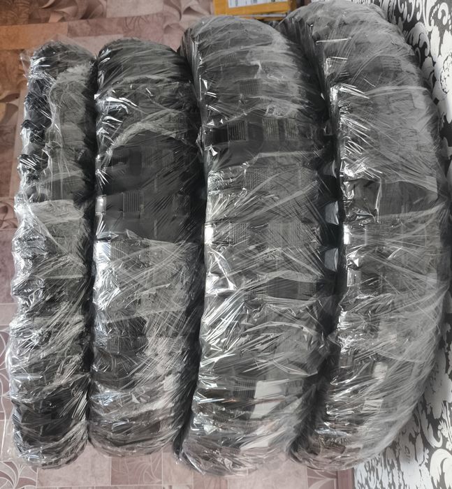 Продам покрышки на мотоцикл