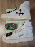 Off white 3.0 . 680 RON