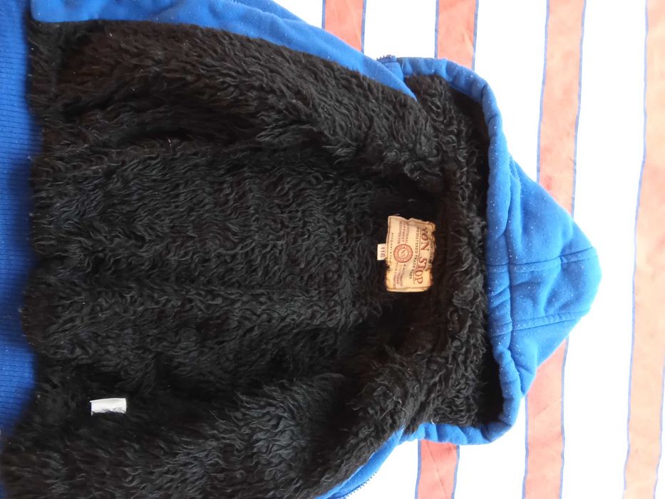 Суитшърт 116 см. и раница за 15 лв.