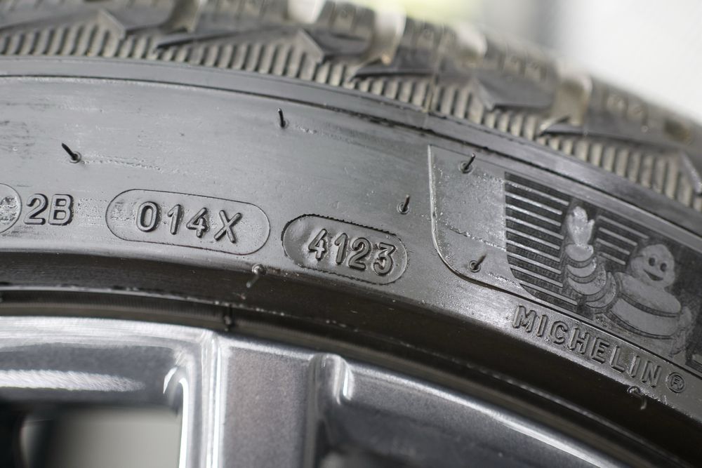 Roti Iarna Jante BMW Style 742M X5/X6 G05 G06 295/35/21 NOI