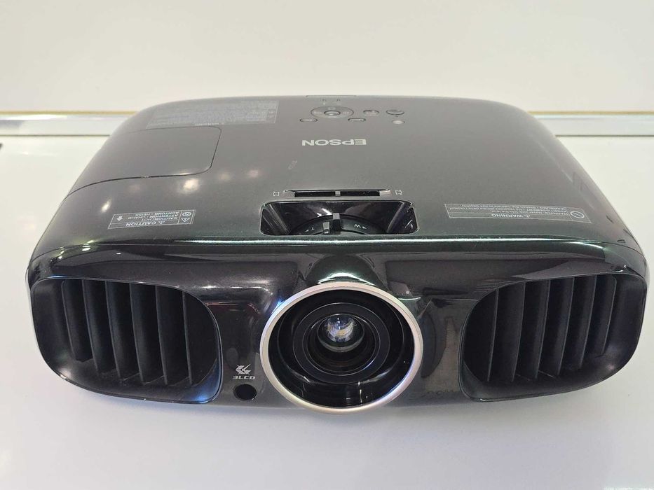 Проектор за домашно кино Epson EH-TW6100 1080p 2300 ANSI Lumens