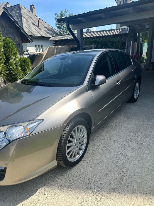 Vând Renault Laguna
