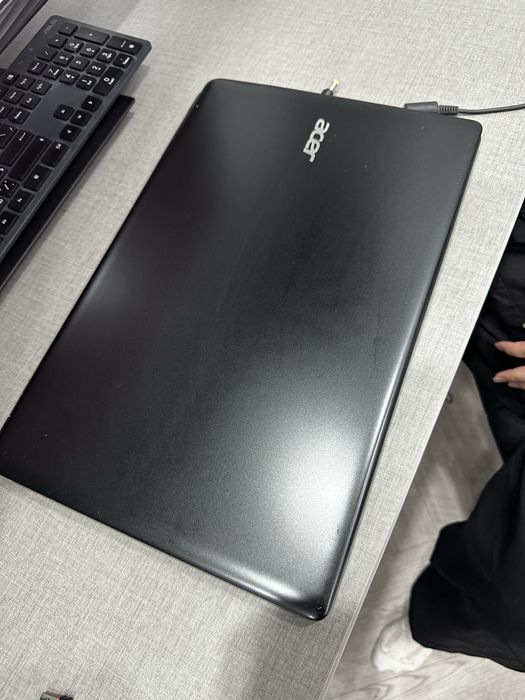 Ноутбук Acer в хорошем состоянии