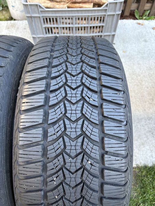 Продавам зимни гуми Debica 215/50 17 8mm DOT23