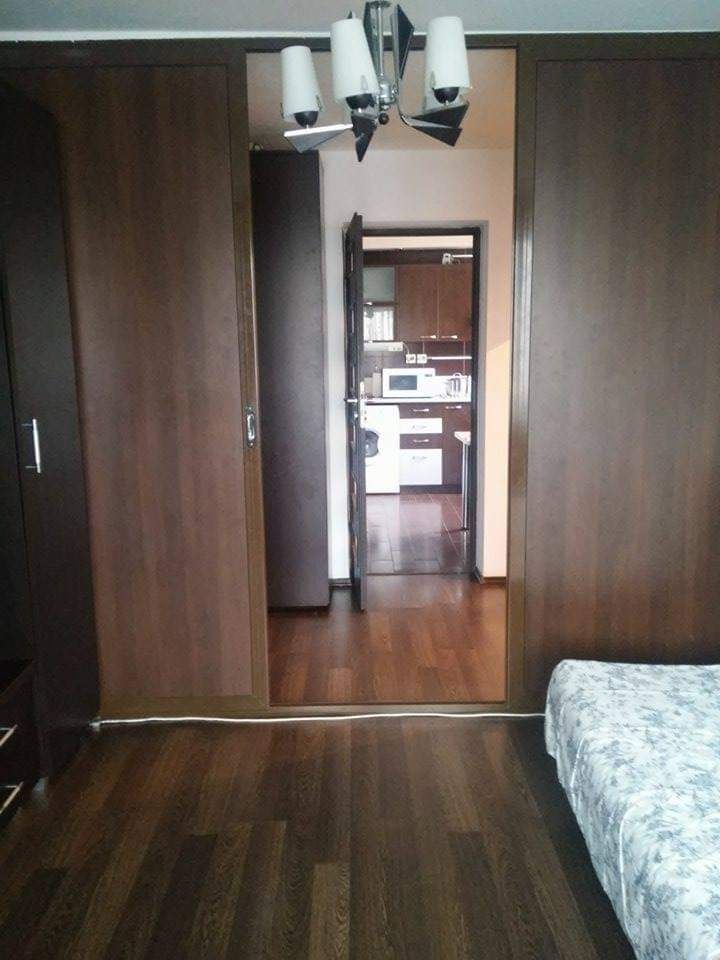 Apartament dec, Ferdinand 130