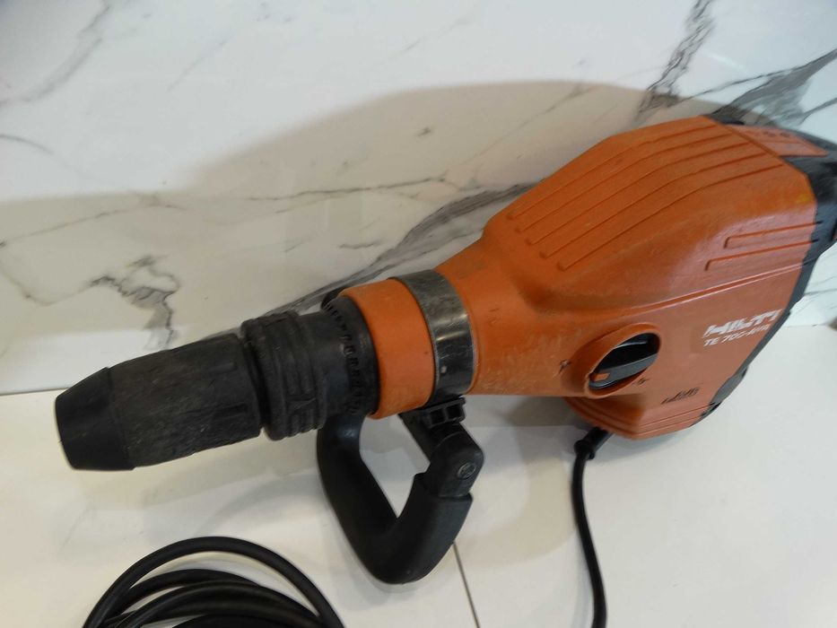 2022 - Hilti TE 700 AVR - Чист къртач 11.5 J