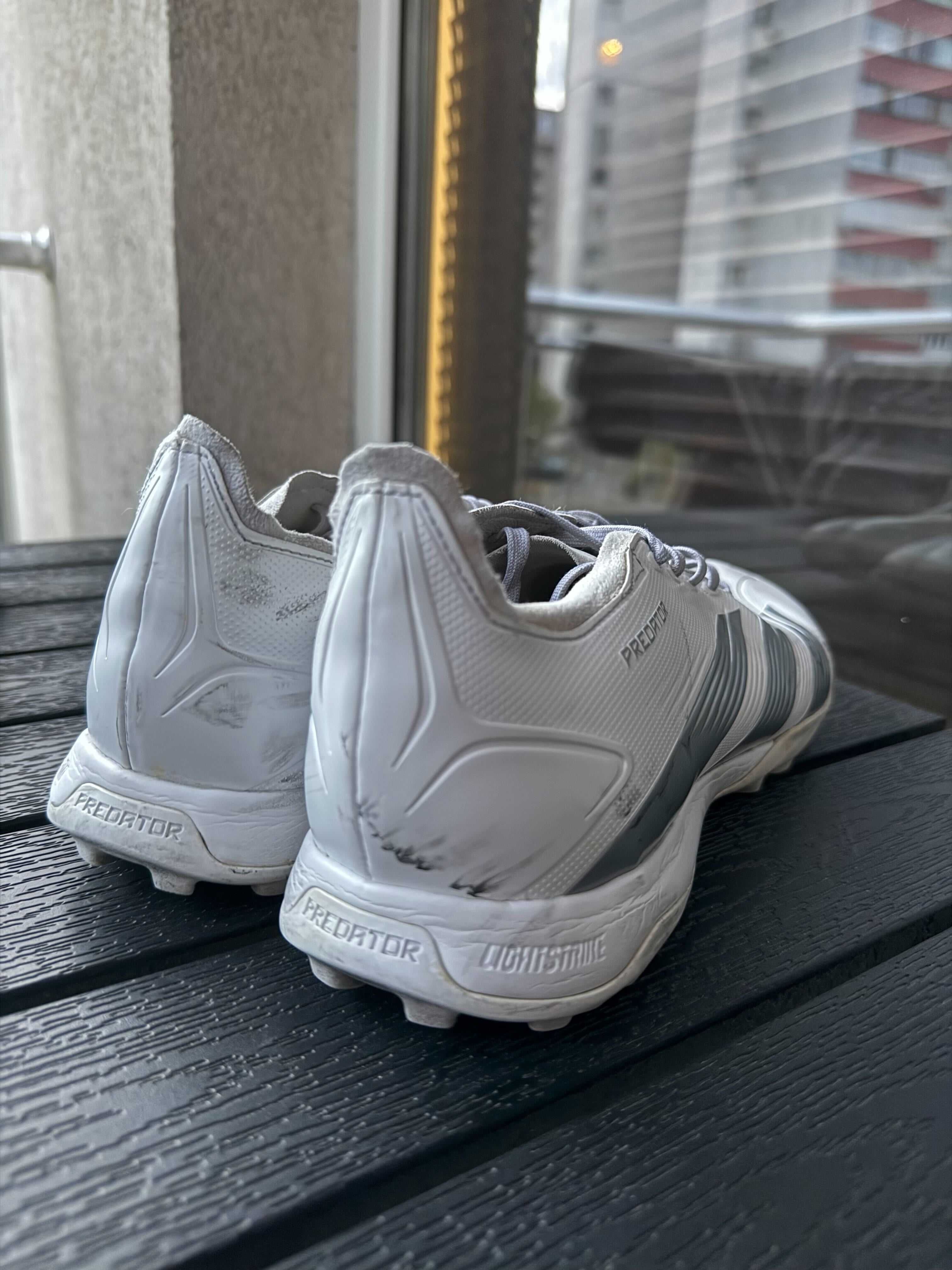 Футболни обувки/Стоножки Adidas Predator League TF - White