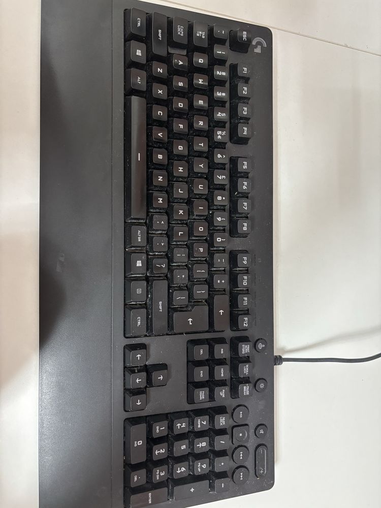 Logitech G213 клавиатура