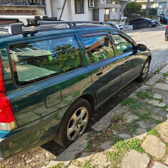 Продавам VOLVO V70