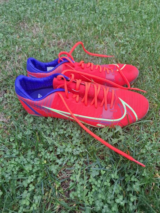 Ghete Nike fotbal marimea 42