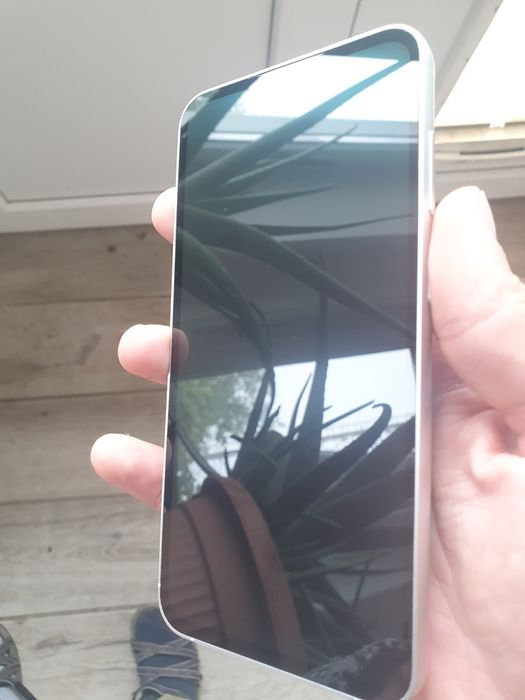 Samsung s23Fe cu placa de baza defecta