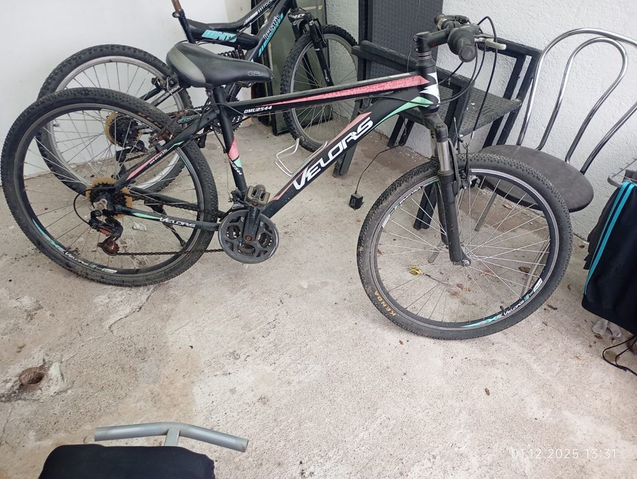 Vind 2 biciclete in stare buna