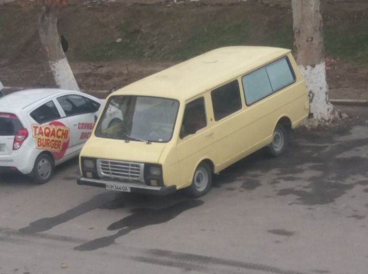 Срочний сотилади шу мошина