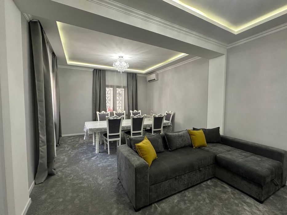 Продается Евродом  4 комнаты Мирзо улугбек район