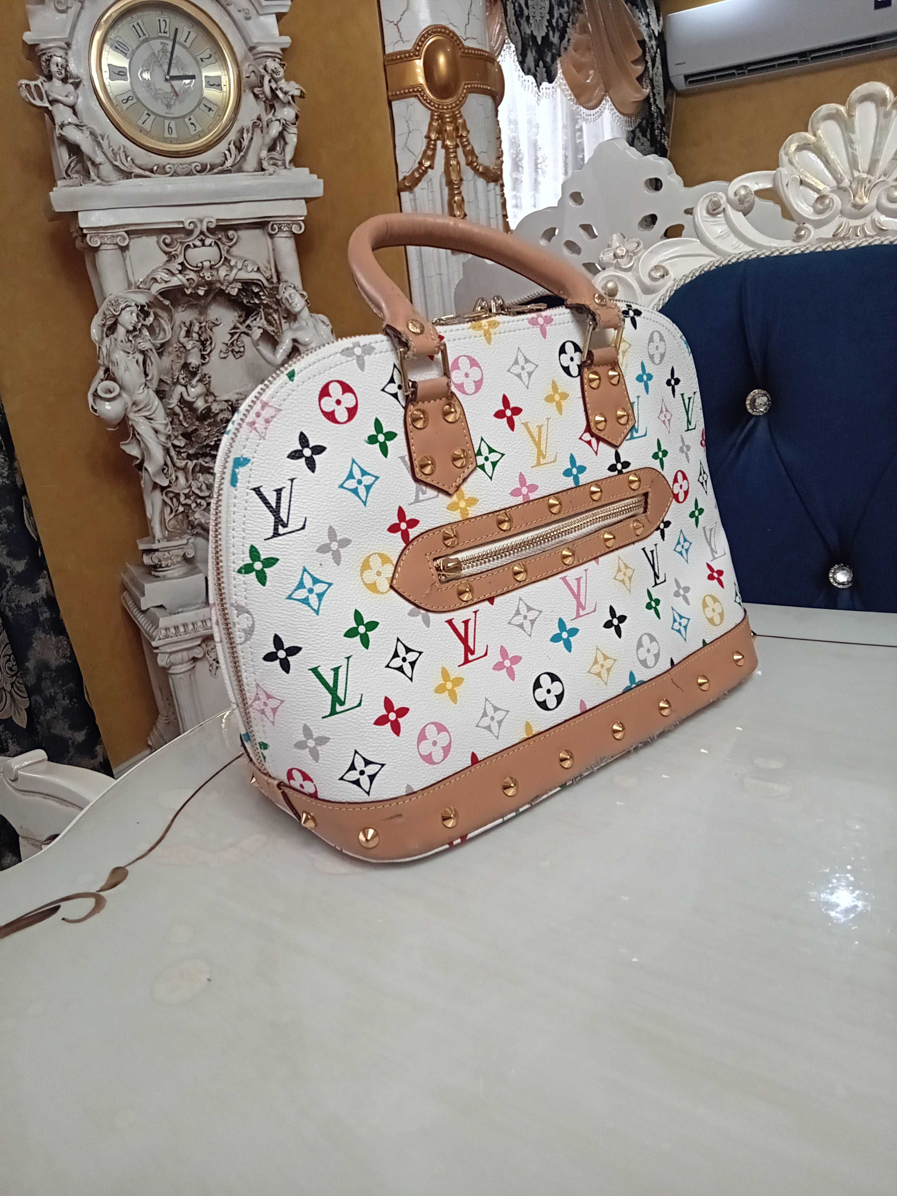 Дамска чанта Louis vuitton 100% Оригинална