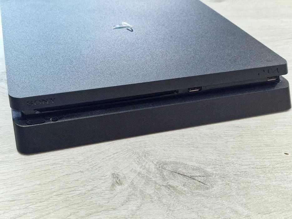 Sony PlayStation 4 Slim Jet Black 1TB (PS4 Slim 1TB) / 6 игри