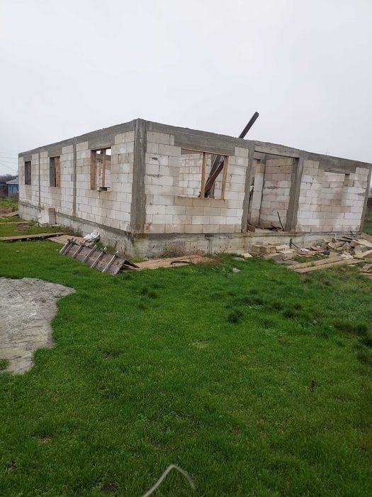 OCAZIE!!! Vând casă la roșu în sat Hanu Conachi, județul Galați