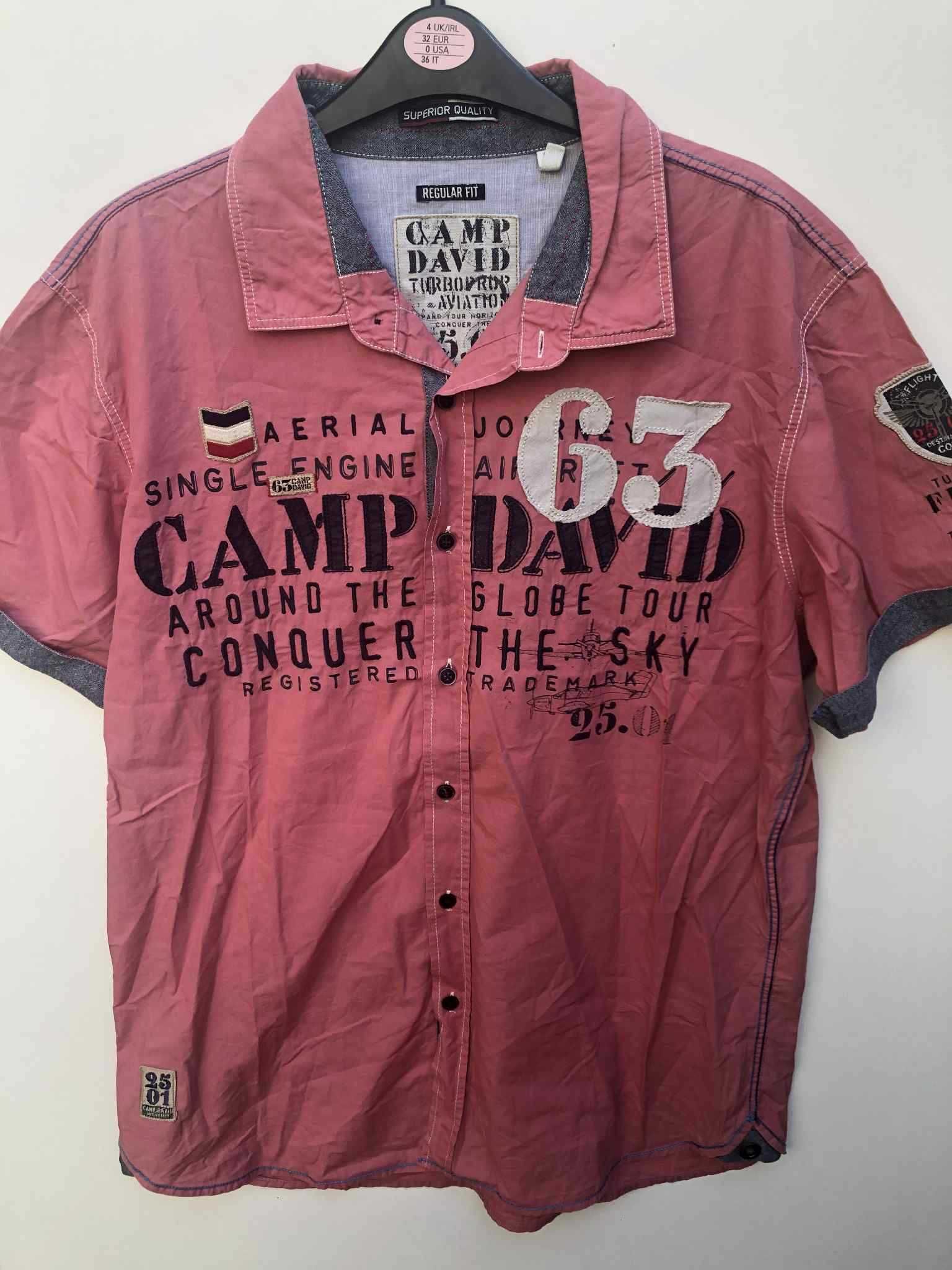 Cămașă roz Camp David – mărimea L – cu broderii și imprimeuri