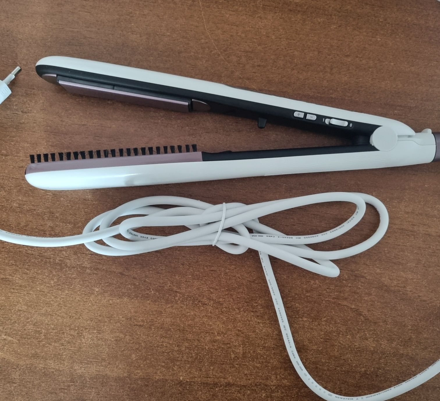 Placa Rowenta Brush &Straight