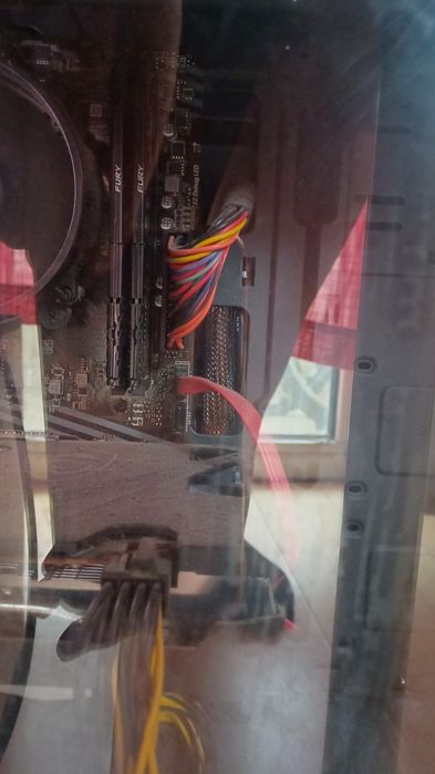 Компютър ryzen 5 2600,rx 6600,16gb ram