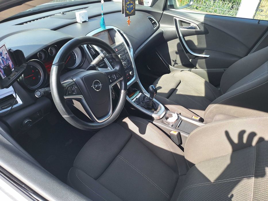 Opel astra j 2011 1.7 diesel