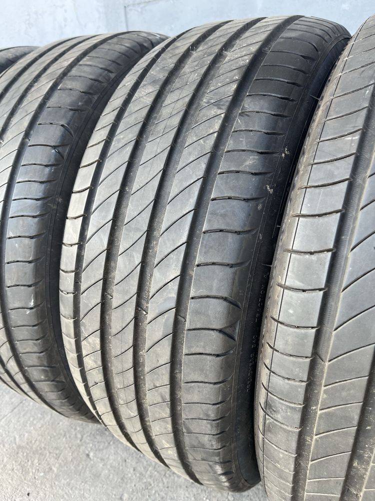 4 бр. летни гуми 205/55/17 Michelin 2x5+ mm 2x4 mm DOT 0123/4520