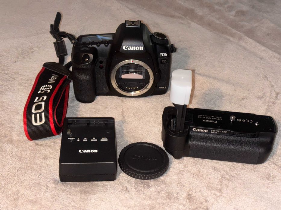 Камера DSLR Canon 5D ii