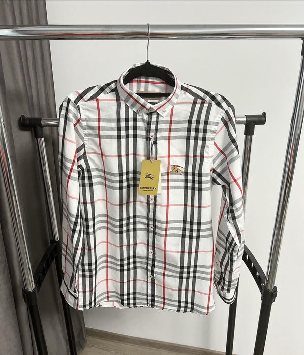 Camasa BURBERRY super calitate