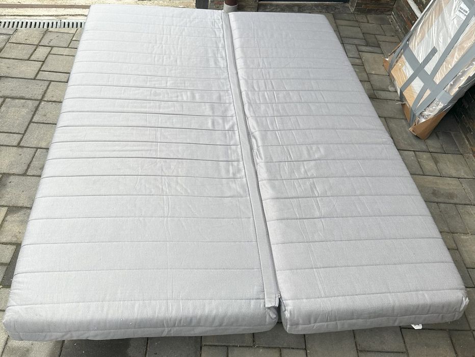 Canapea extensibila IKEA