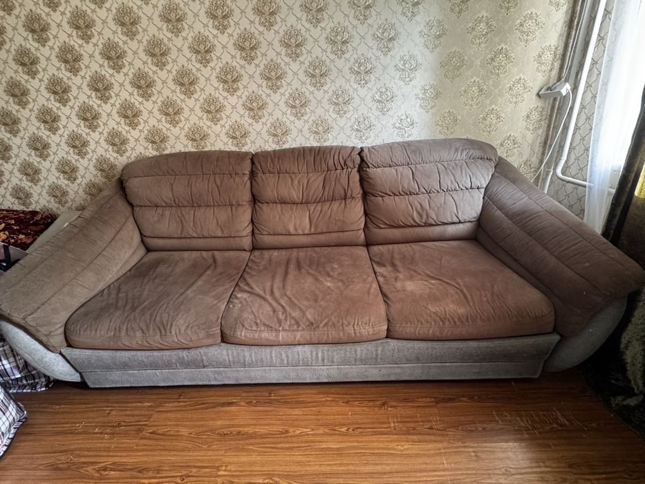 Диван и два кресло