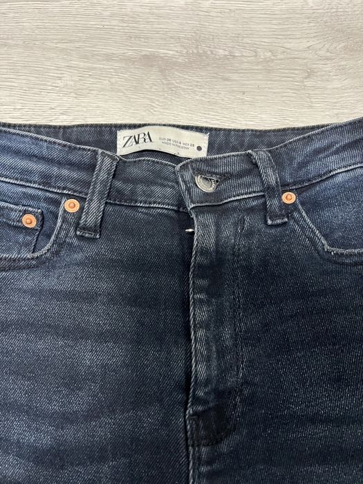 Дънки на Zara носени по веднъж