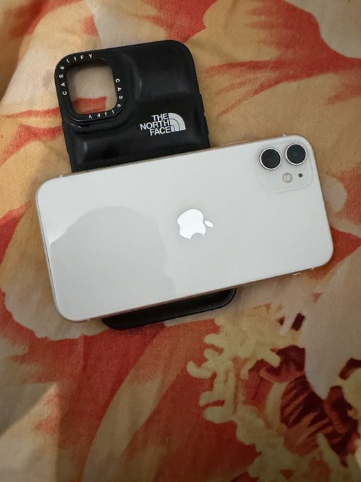 Продаю айфон 11 я единственный пользователь