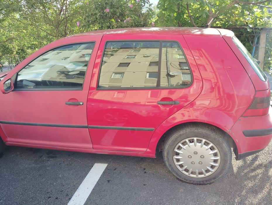 Vînd Golf 4, an 2000, instalație GPL