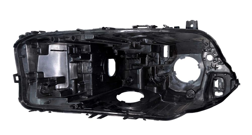 Корпус фары (Laser) RH G30 18-