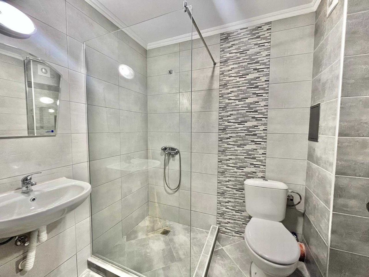 Продава се Едностаен апартамент в с. Равда, Област Бургас - 49 кв.м за 1388 €/кв.м - Снимка #4