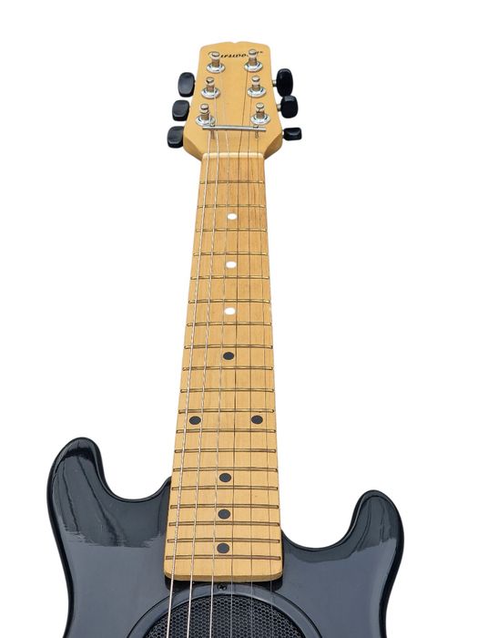 Chitară Electrică Burswood 30” Mini  Black In-Built Speaker 9V 1/4