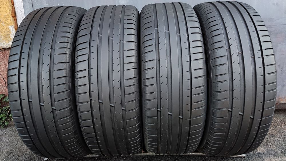 4бр. летни гуми 225/55/19 Michelin Pilot Sport 4, SUV
dot23
7.3mm
Мног