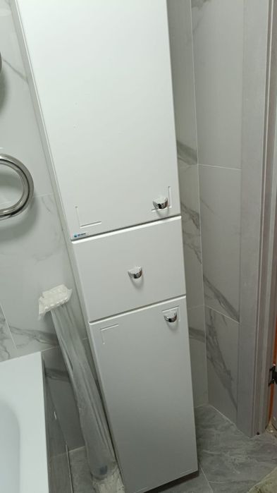 Продам новый шкафчик в ванную