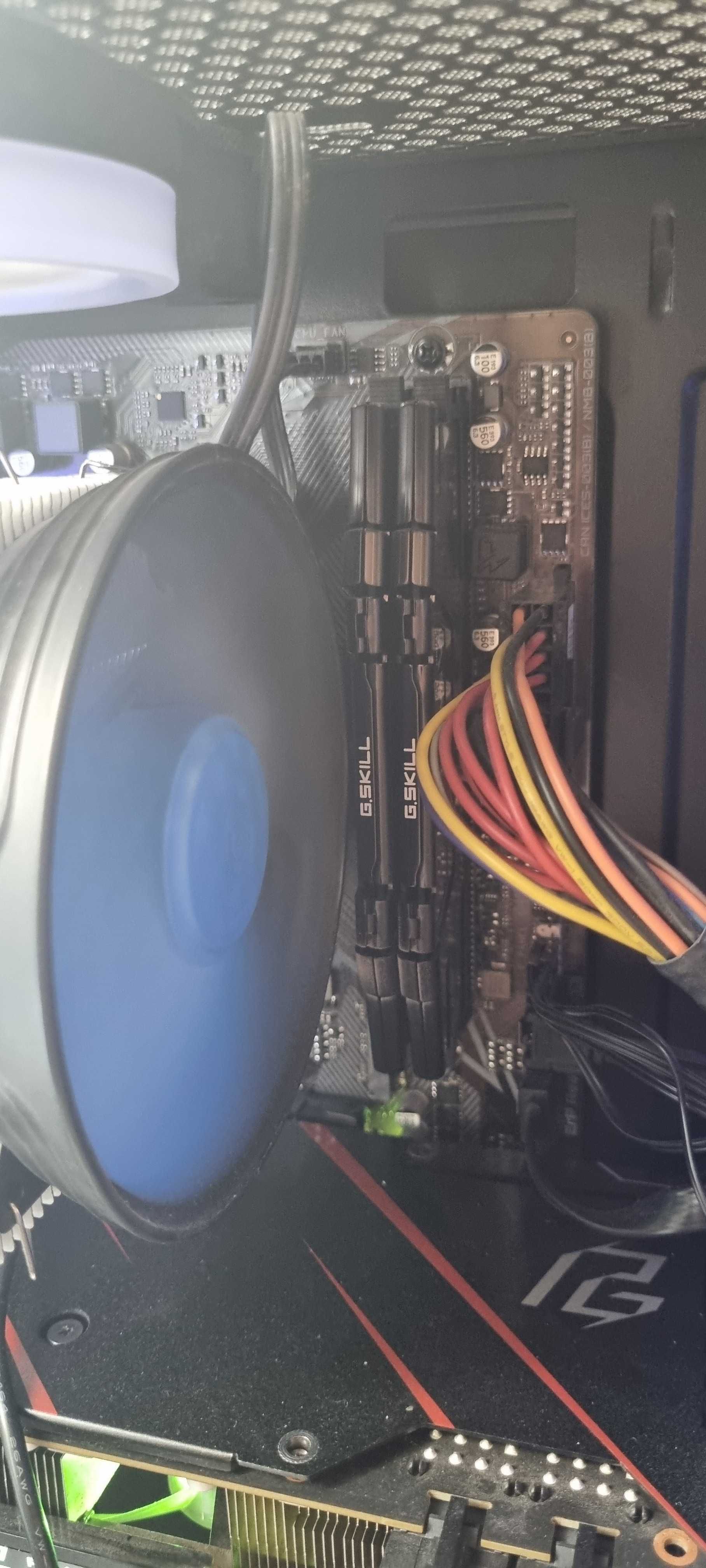 AMD Ryzen5 5500-6 ядер - видео 580 4Gb-27d монитор.Новые комплектующие