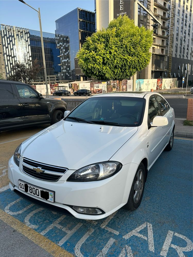 Chevrolet Gentra 1.5 AT