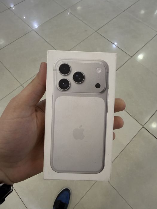 New Iphone 17 Pro 512 gb white