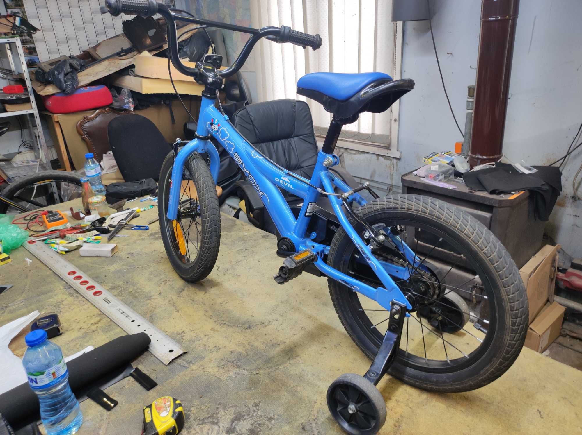 Детски велосипед Byox със спомагателни колела 16" Devil BLUE