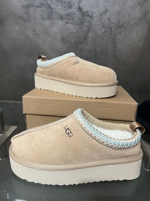 UGG tazz slipper