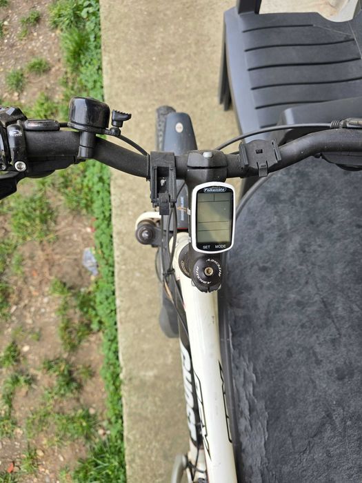 Bicicletă nouă-de vânzare