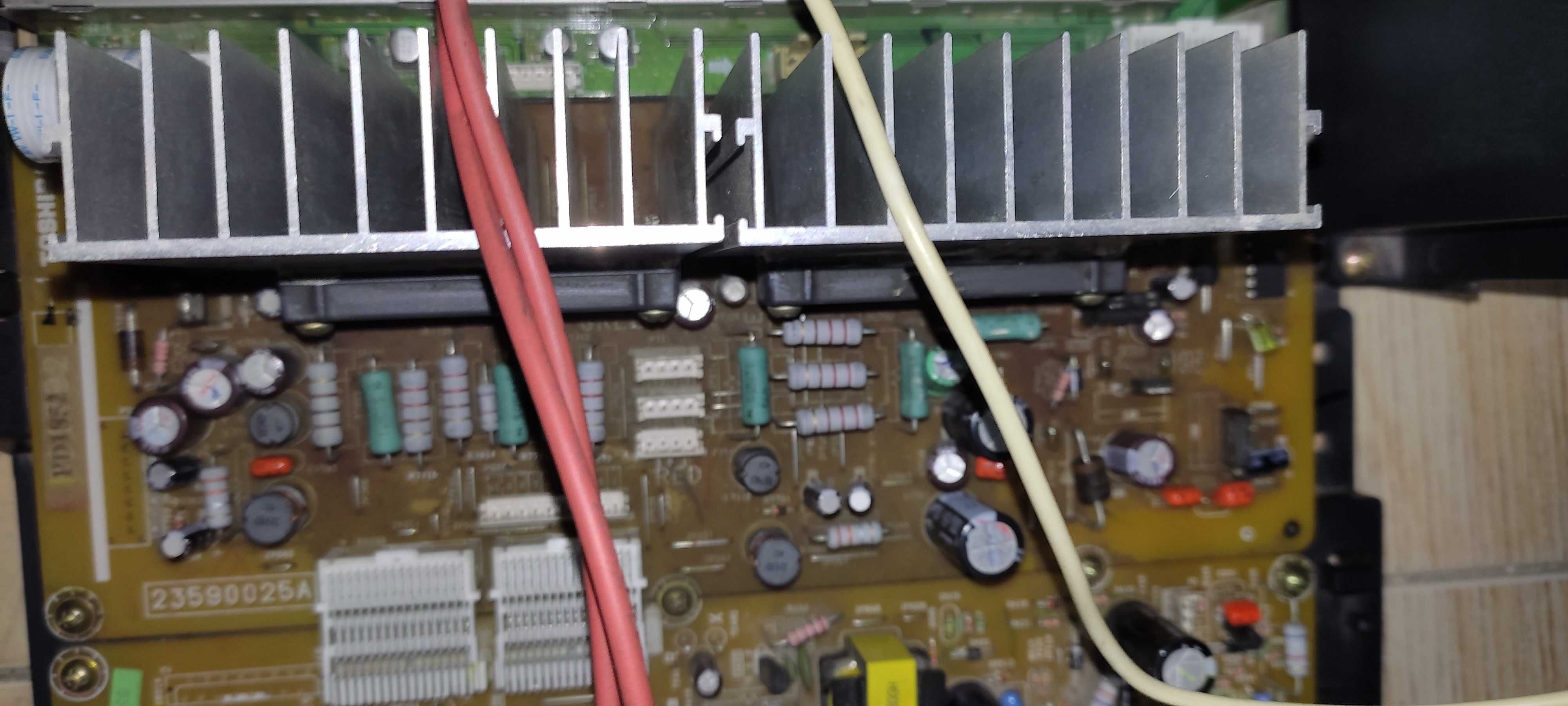 Продам срочно микросхему от телевизора..Домашний кинотеатр
TOSHIBA.