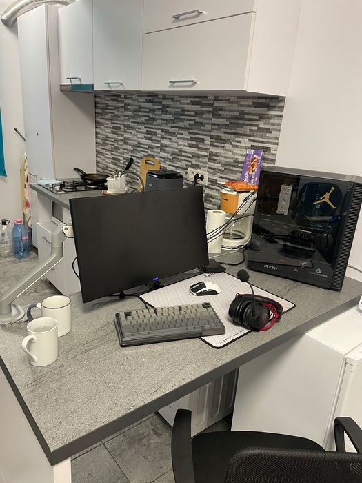 Vand setup  gaming, pret negociabil