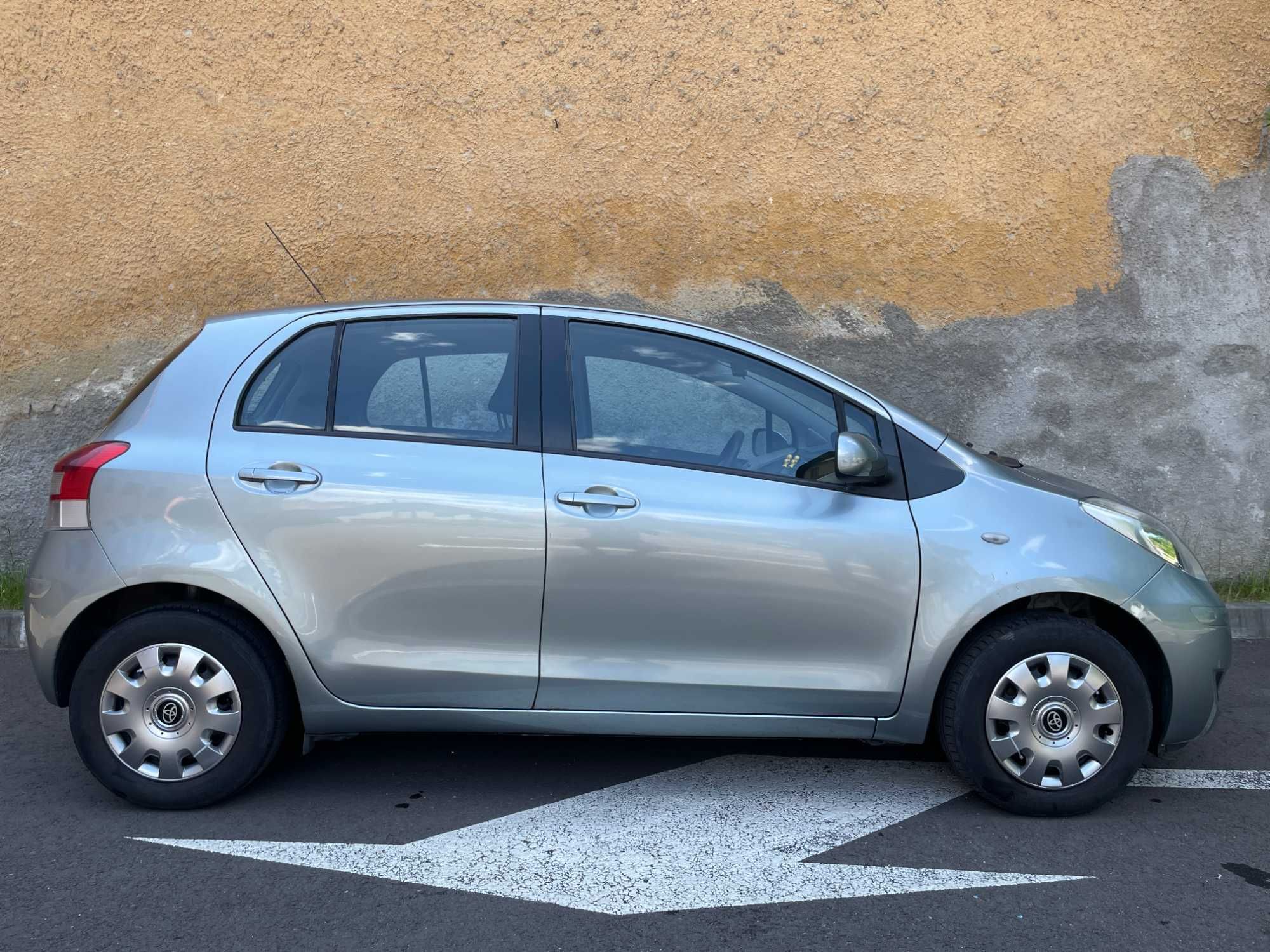 Toyota Yaris 2011